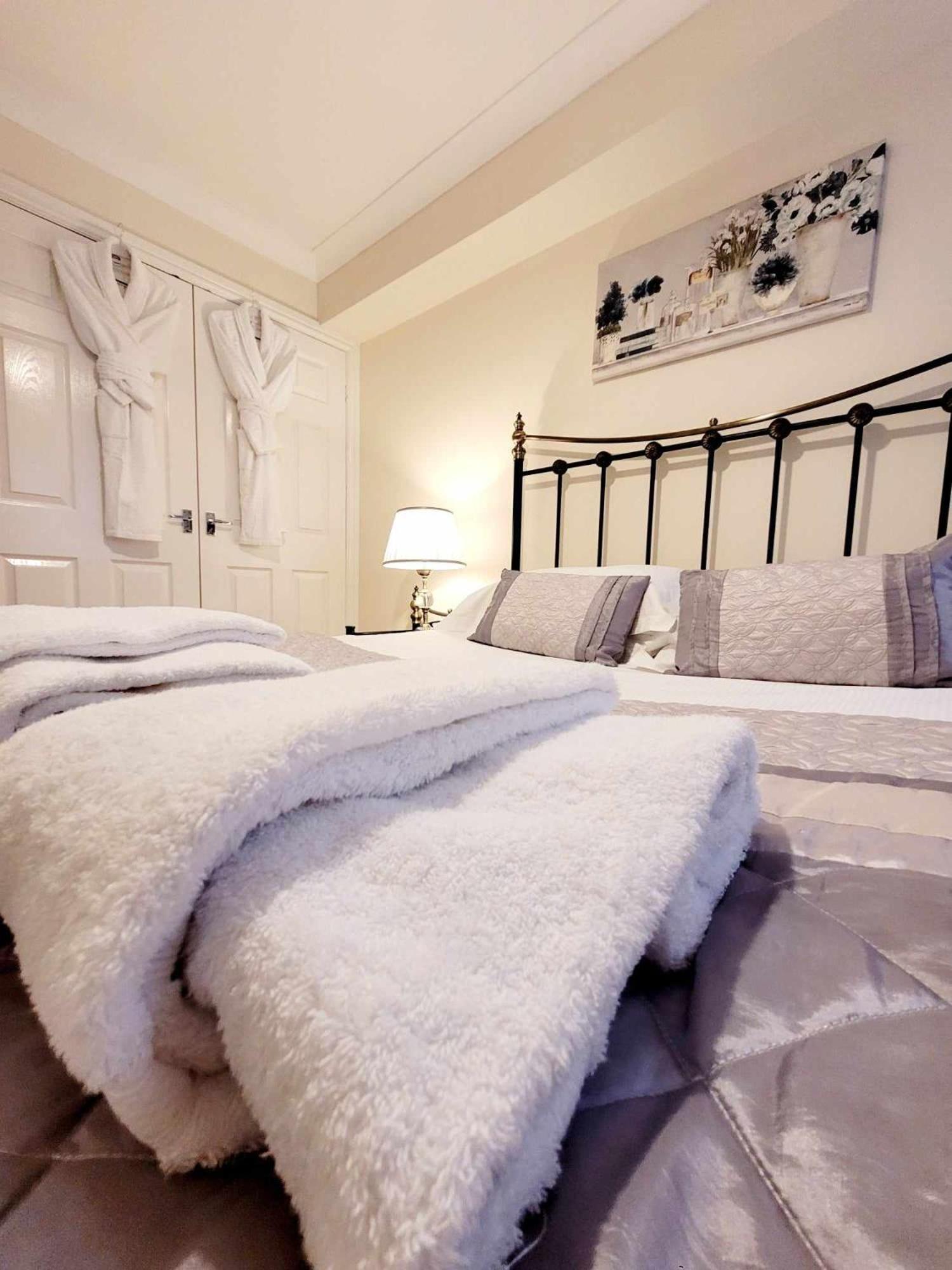 Apartment 2 Дарлингтон Экстерьер фото